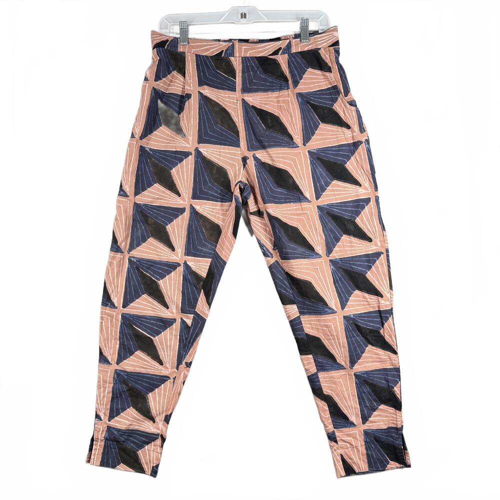 Abstract Patterned Women's Cropped Pants